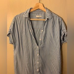 - Pre-loved shirt sleeve button up light blue with horizontal white stripes